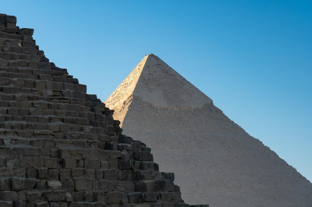 pyramids 3953368 1280