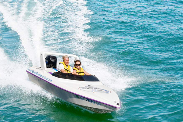 Hurghada dla początkujących – Twój kompletny przewodnik po wycieczkach, atrakcjach i doświadczeniach 3 speed boat hurghada alibaba excursions 1