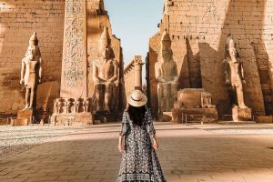 solo-travel-egypt,-travel-to-egypt-alone,-solo-female-travel-egypt